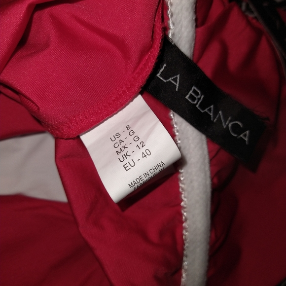NWOT LA BLANCA Red Social Club Embroidered Plunge Swimsuit - Picture 8 of 12